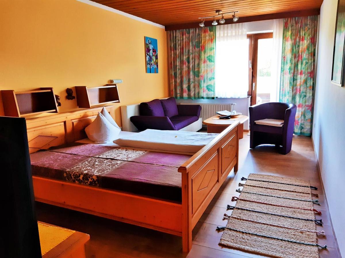 Hotel/Pension Rosengarten Franking エクステリア 写真