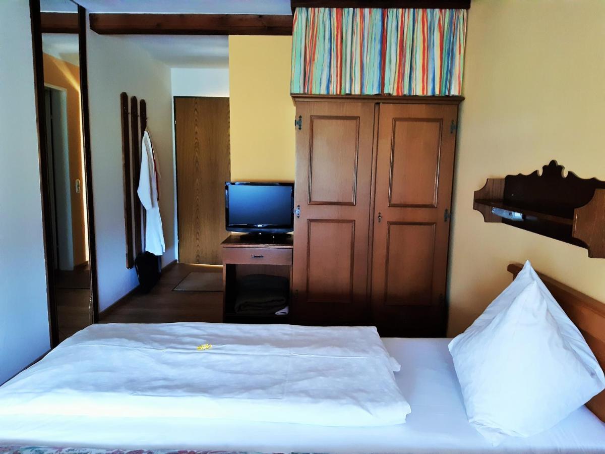 Hotel/Pension Rosengarten Franking エクステリア 写真