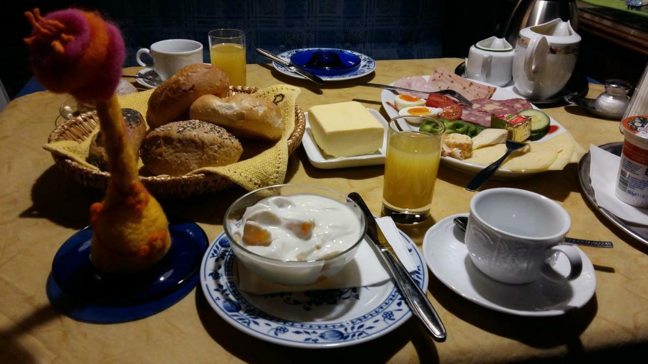 Hotel/Pension Rosengarten Franking エクステリア 写真