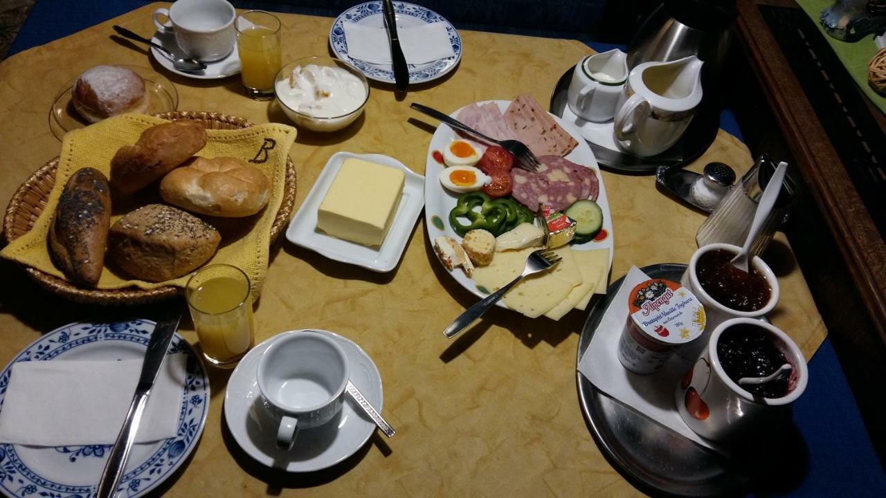 Hotel/Pension Rosengarten Franking エクステリア 写真